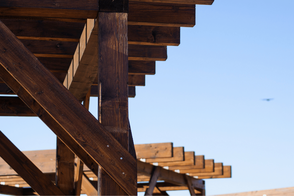 Cómo elegir una pérgola de madera para el jardín